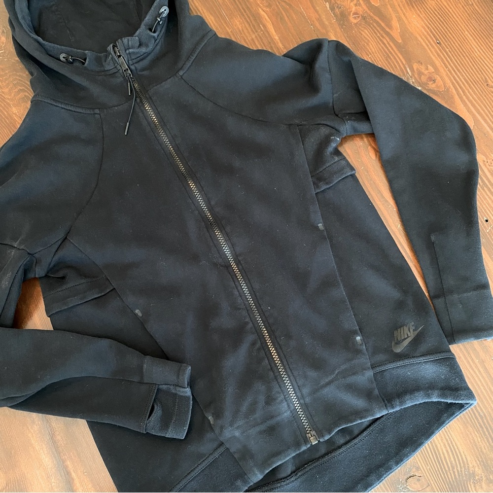 Nike sweatshirt